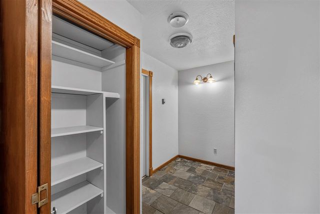 1101 2nd St, Chattanooga, OK 73528