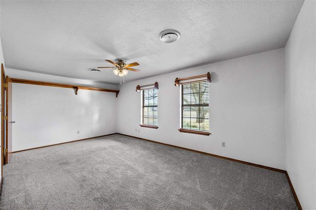 1101 2nd St, Chattanooga, OK 73528