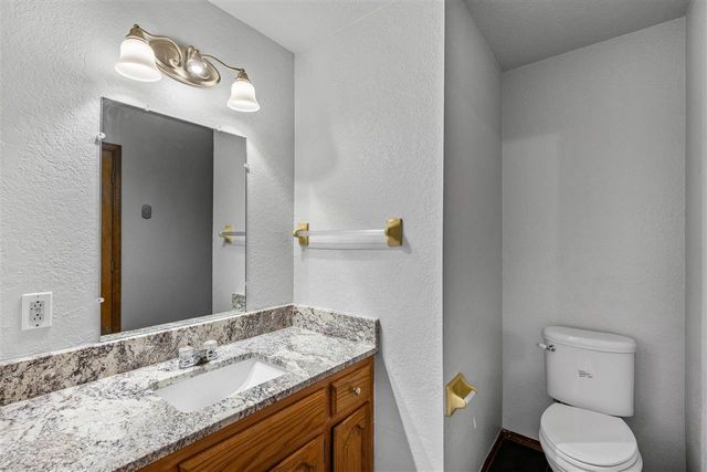 1101 2nd St, Chattanooga, OK 73528