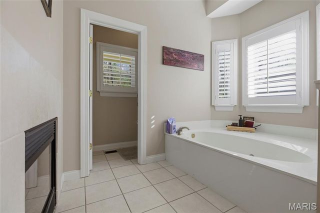 439 Chukker Valley, Ellisville, MO 63021