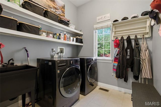 439 Chukker Valley, Ellisville, MO 63021