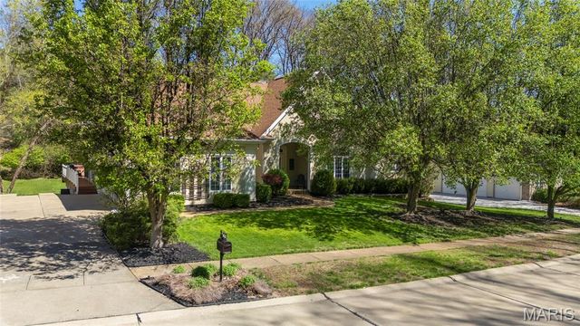439 Chukker Valley, Ellisville, MO 63021