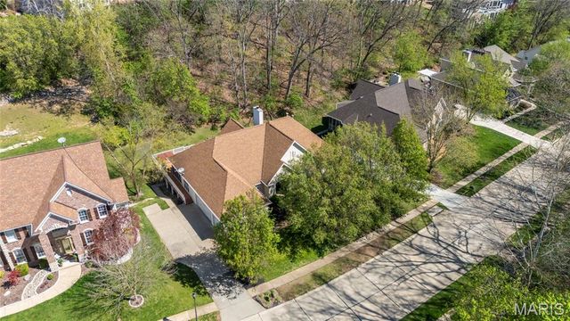 439 Chukker Valley, Ellisville, MO 63021