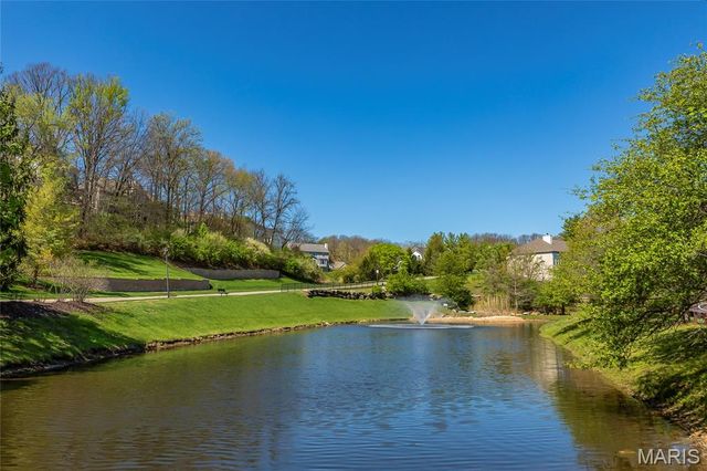 439 Chukker Valley, Ellisville, MO 63021