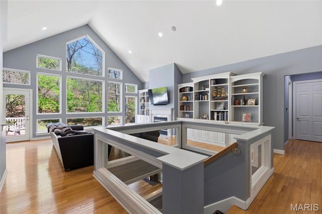 439 Chukker Valley, Ellisville, MO 63021