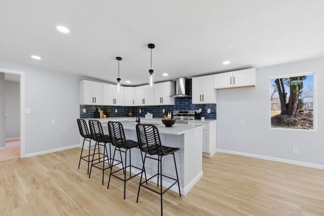 2752 N Gentry Ave, Wichita, KS 67220