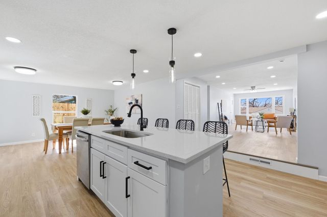 2752 N Gentry Ave, Wichita, KS 67220