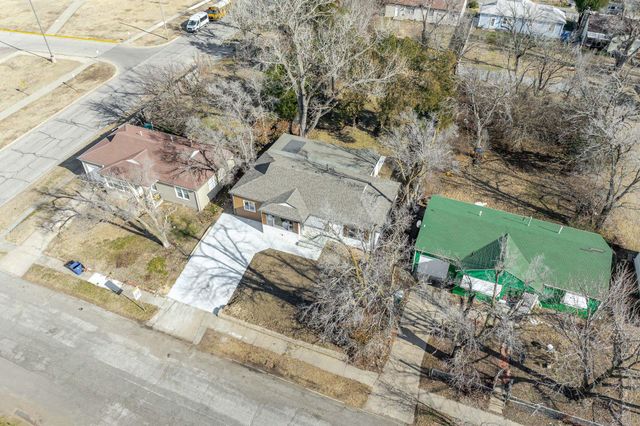 2752 N Gentry Ave, Wichita, KS 67220