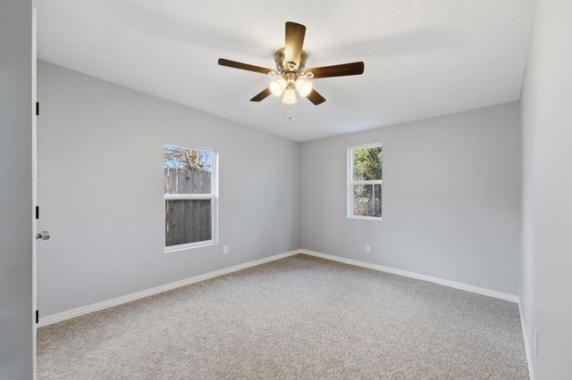 2752 N Gentry Ave, Wichita, KS 67220