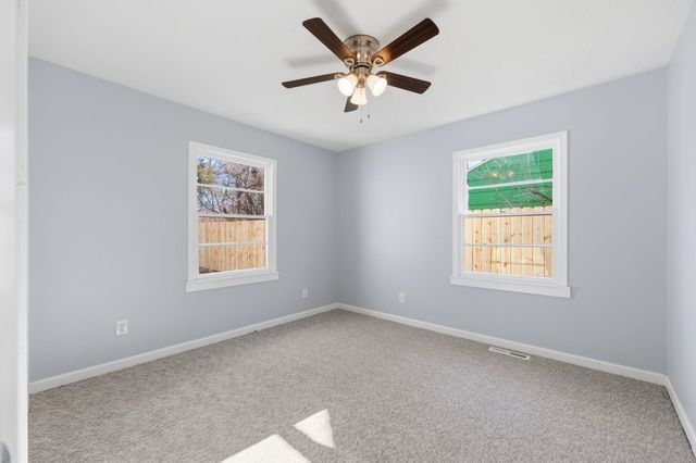 2752 N Gentry Ave, Wichita, KS 67220