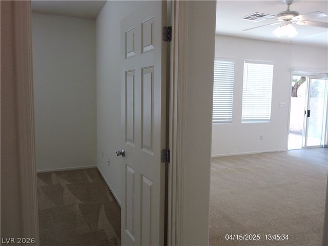 5312 Crestpoint Watch Court, North Las Vegas, NV 89031