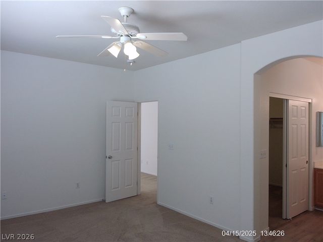 5312 Crestpoint Watch Court, North Las Vegas, NV 89031