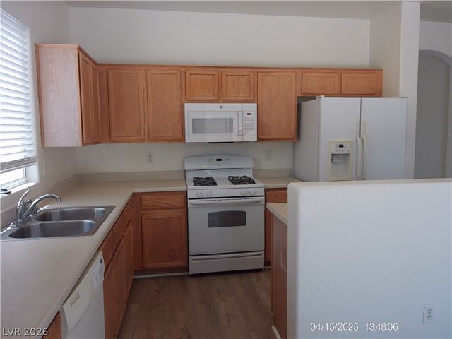 5312 Crestpoint Watch Court, North Las Vegas, NV 89031