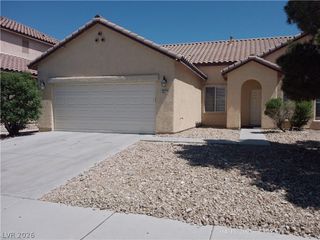 5312 Crestpoint Watch Court, North Las Vegas, NV 89031