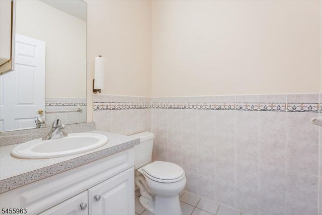 627 Old Dover Rd, Parsippany-troy Hills Twp., NJ 07950