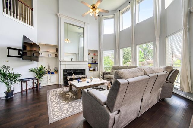 5911 Canyon Brook Court, Sugar Land, TX 77479