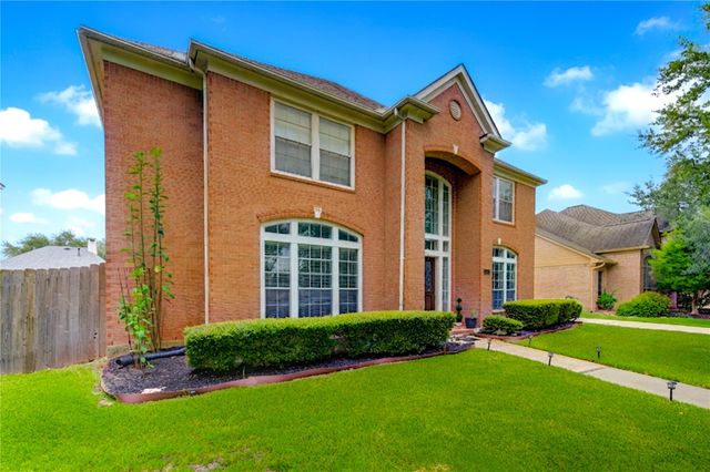 5911 Canyon Brook Court, Sugar Land, TX 77479