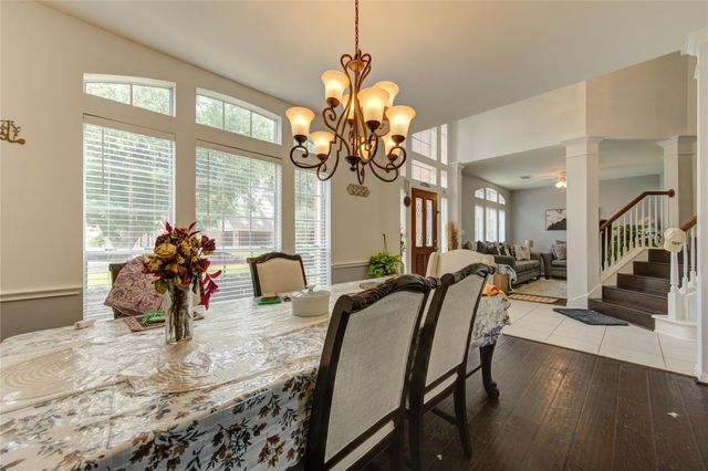 5911 Canyon Brook Court, Sugar Land, TX 77479