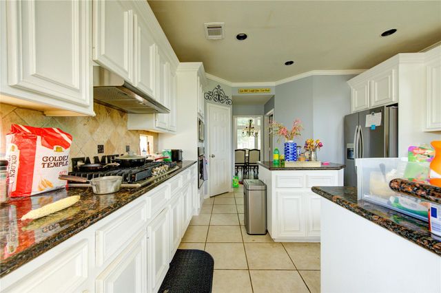 5911 Canyon Brook Court, Sugar Land, TX 77479
