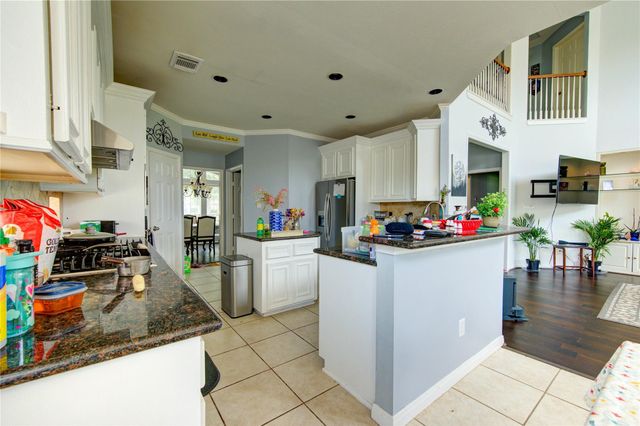 5911 Canyon Brook Court, Sugar Land, TX 77479