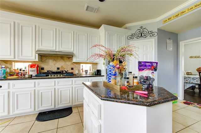 5911 Canyon Brook Court, Sugar Land, TX 77479