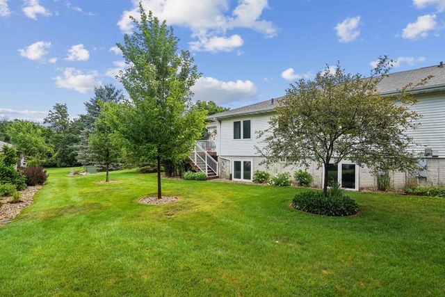 2009 Terrace Drive, Cedar Falls, IA 50613