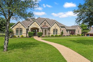 305 Crestfield Court, Sunnyvale, TX 75182