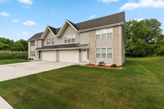 5888 Adams Street, Merrillville, IN 46410