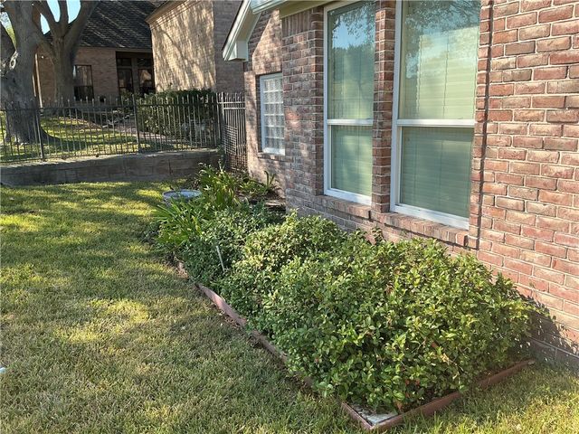 4302 Spring Creek, Corpus Christi, TX 78410