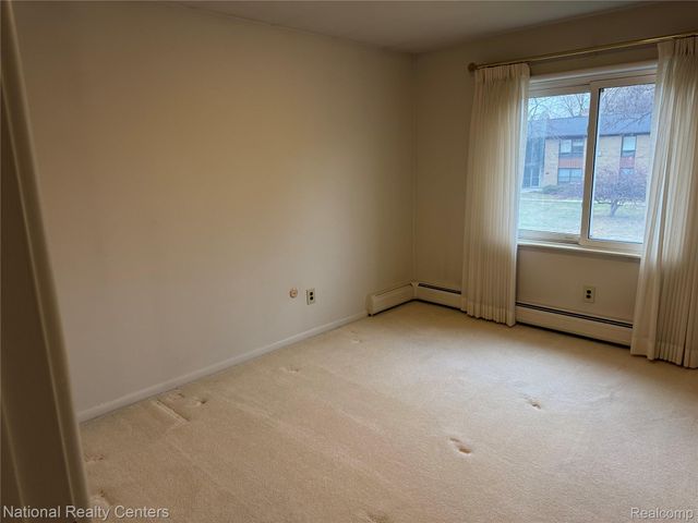 1550 Cherboneau Place 201, Detroit, MI 48027