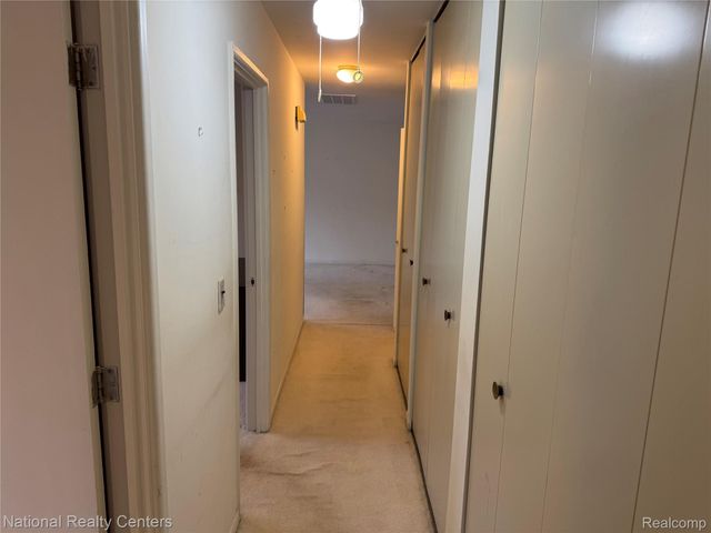 1550 Cherboneau Place 201, Detroit, MI 48027