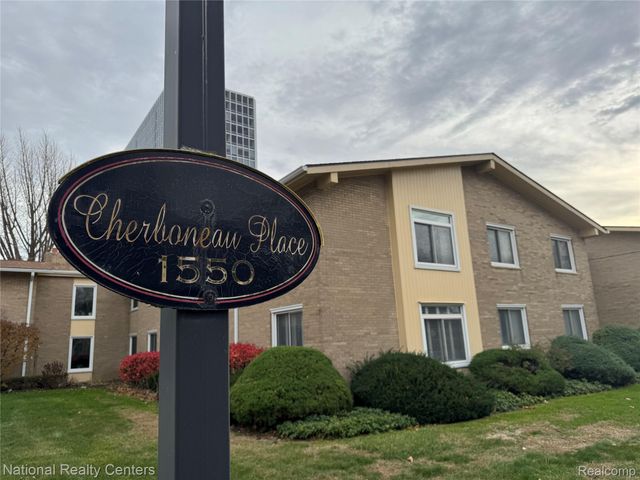 1550 Cherboneau Place 201, Detroit, MI 48027