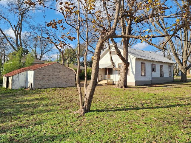 609 W ELM, West, TX 76691