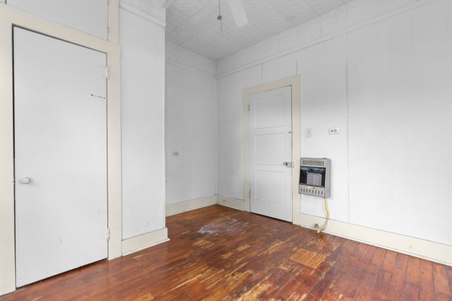 609 W ELM, West, TX 76691