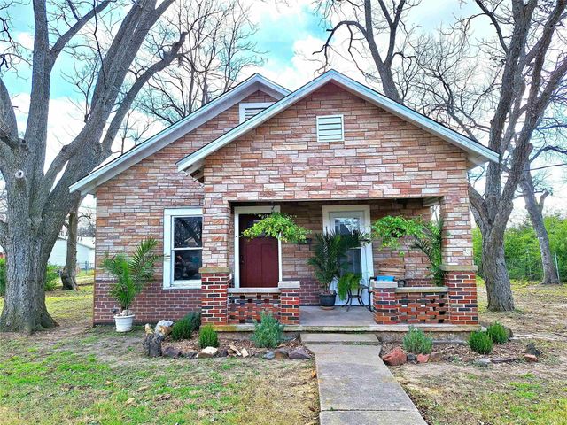 609 W ELM, West, TX 76691