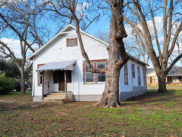 609 W ELM, West, TX 76691