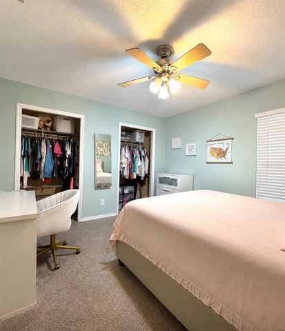 902 E TOMLIN STREET, Plant City, FL 33563