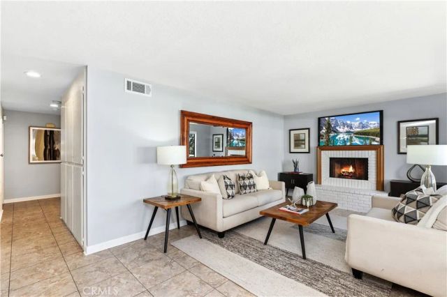 25701 View Pointe 8C, Lake Forest, CA 92630