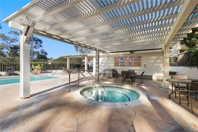 25701 View Pointe 8C, Lake Forest, CA 92630