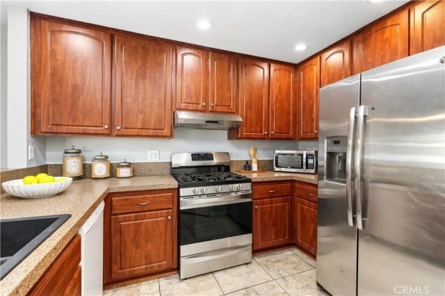 25701 View Pointe 8C, Lake Forest, CA 92630