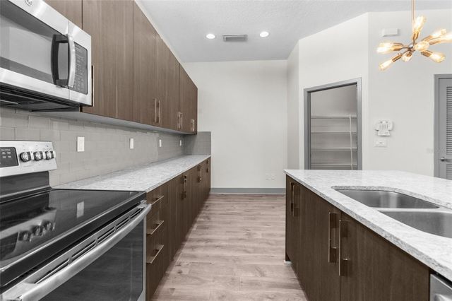 4810 W MCELROY AVENUE 1, Tampa, FL 33611