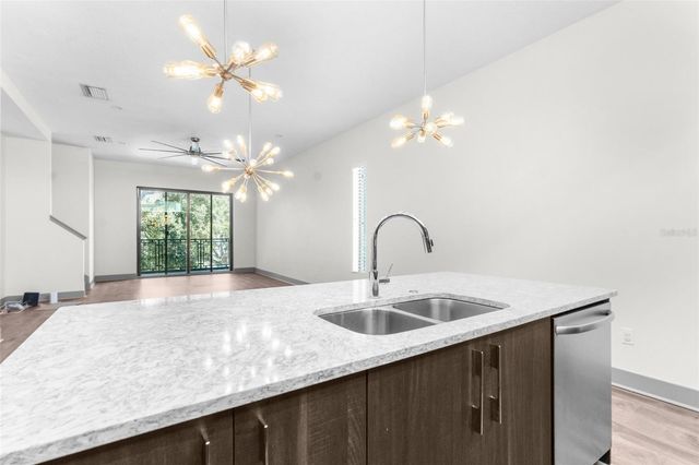 4810 W MCELROY AVENUE 1, Tampa, FL 33611