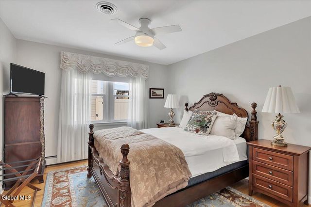 109 5th Avenue, Saratoga Springs, NY 12866