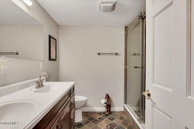 109 5th Avenue, Saratoga Springs, NY 12866