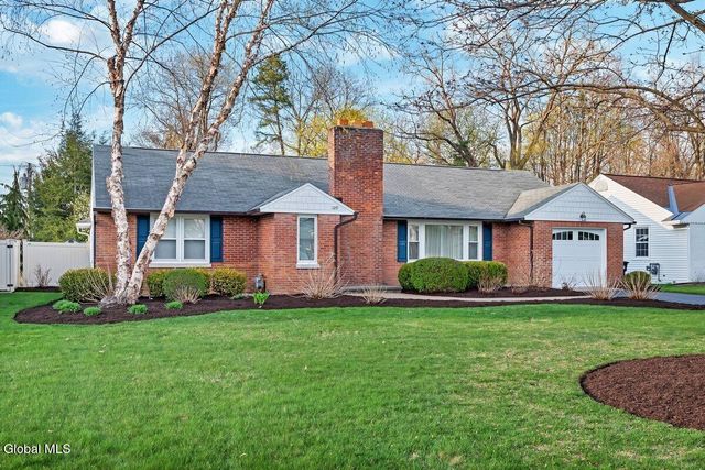109 5th Avenue, Saratoga Springs, NY 12866