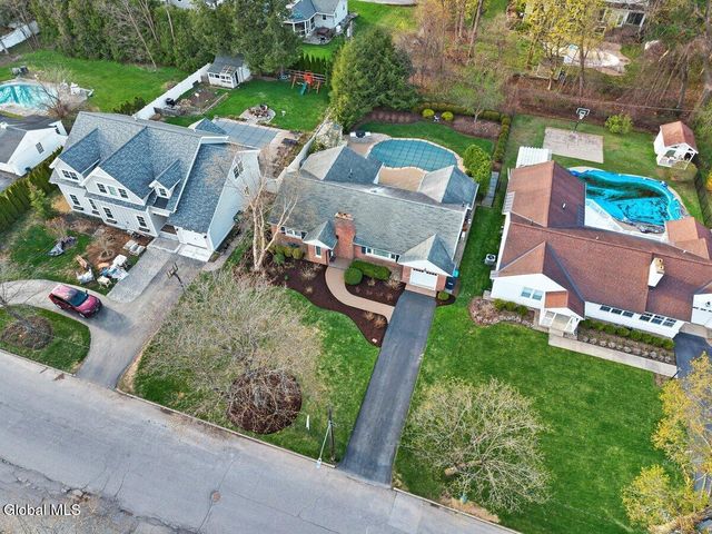 109 5th Avenue, Saratoga Springs, NY 12866