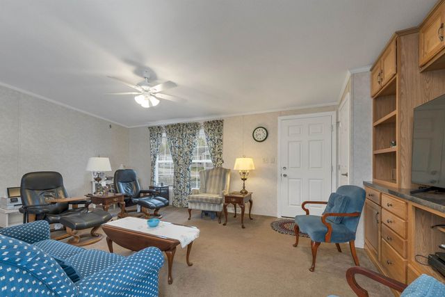 3 Eagle Nest Drive, Franklin, NH 03235