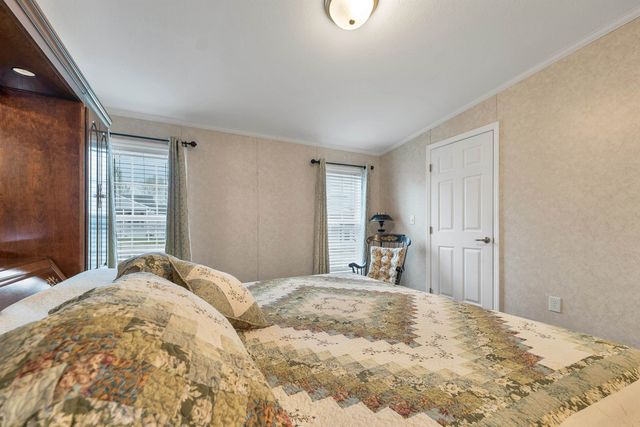 3 Eagle Nest Drive, Franklin, NH 03235