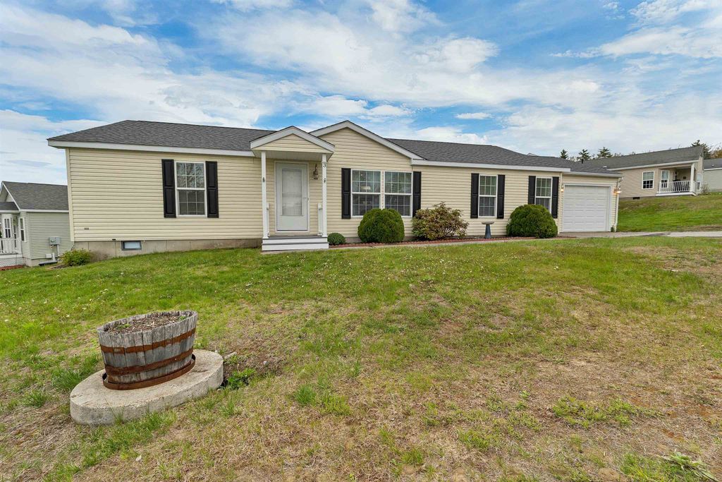 3 Eagle Nest Drive, Franklin, NH 03235