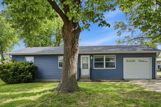 2010 W 63rd Street, Davenport, IA 52806